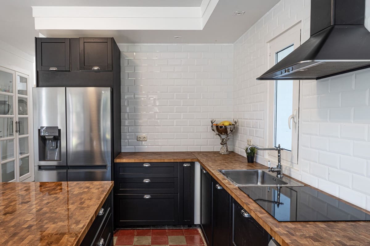 Chalet de 4 habitaciones en Archidona en venta con piscina garaje - 519.000 € (Ref: 9453451)