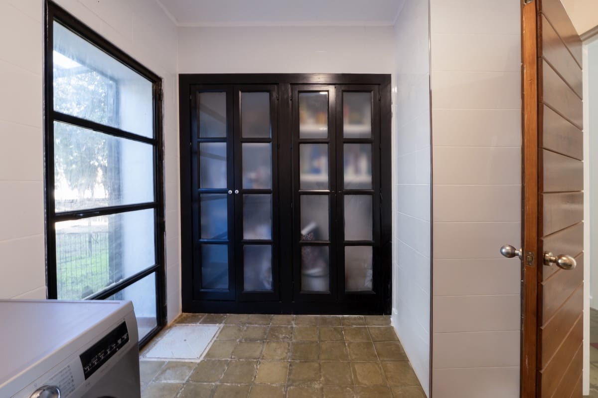 Chalet de 4 habitaciones en Archidona en venta con piscina garaje - 519.000 € (Ref: 9453451)