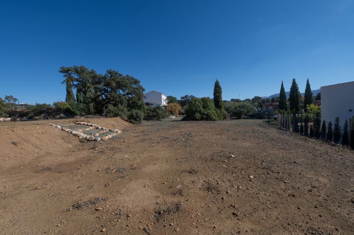 Chalet de 4 habitaciones en Archidona en venta con piscina garaje - 519.000 € (Ref: 9453451)