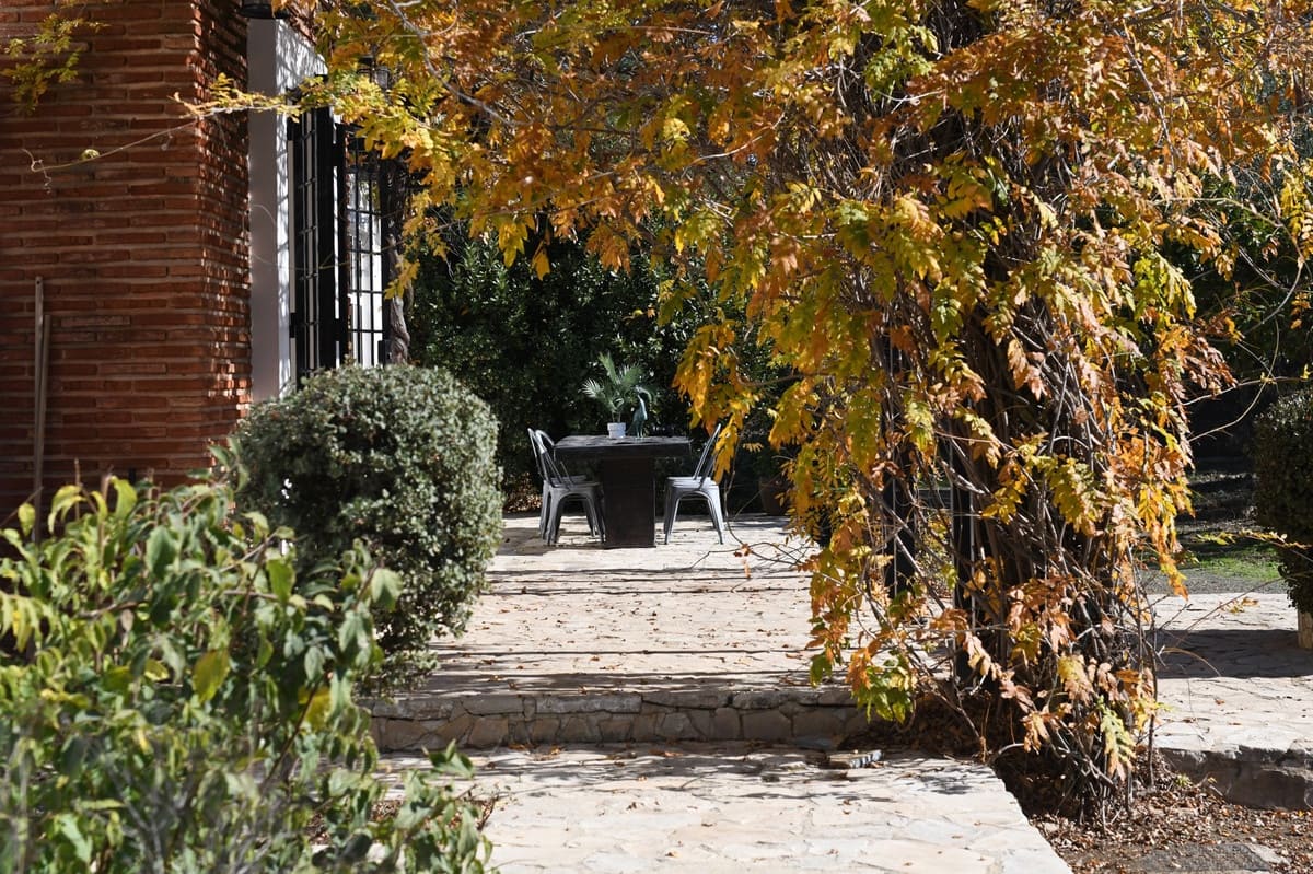 Chalet de 4 habitaciones en Archidona en venta con piscina garaje - 519.000 € (Ref: 9453451)