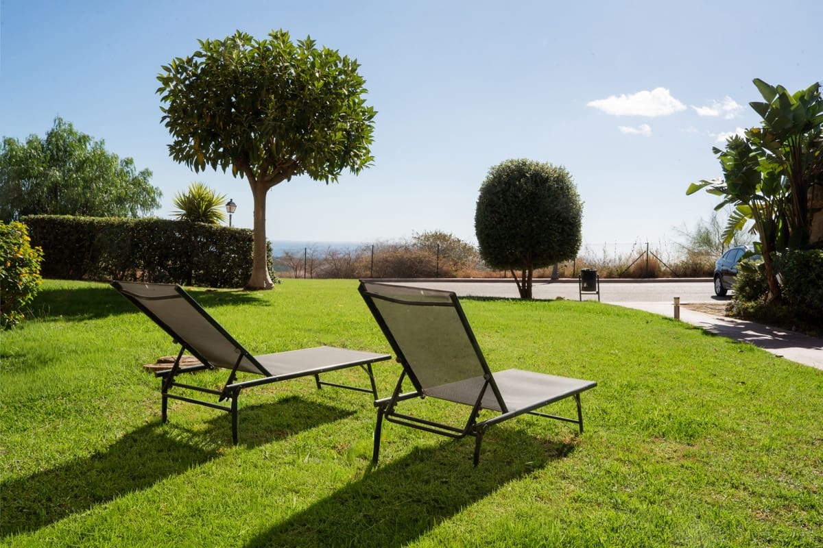 3 bedroom Apartment for sale in Benahavis with pool - € 630,000 (Ref: 9453463)