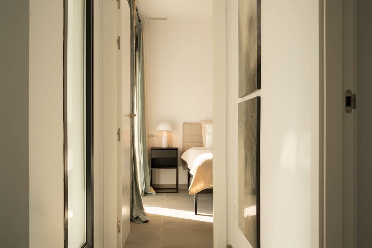 3 sypialnia Willa na sprzedaż w Estepona z basenem garażem - 995 000 € (Ref: 9453491)