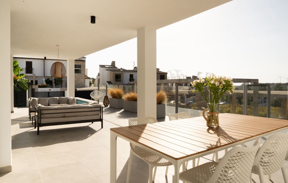 3 sypialnia Willa na sprzedaż w Estepona z basenem garażem - 995 000 € (Ref: 9453491)