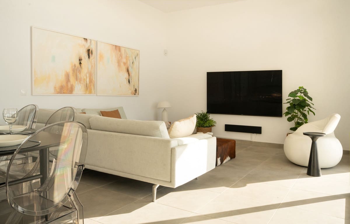 3 sypialnia Willa na sprzedaż w Estepona z basenem garażem - 995 000 € (Ref: 9453491)