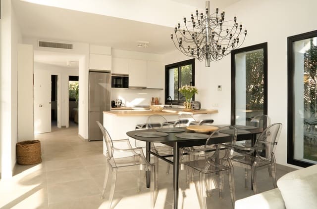 3 bedroom Villa for sale in Valle Romano Golf, Estepona with pool garage - € 995,000 (Ref: 9453491)