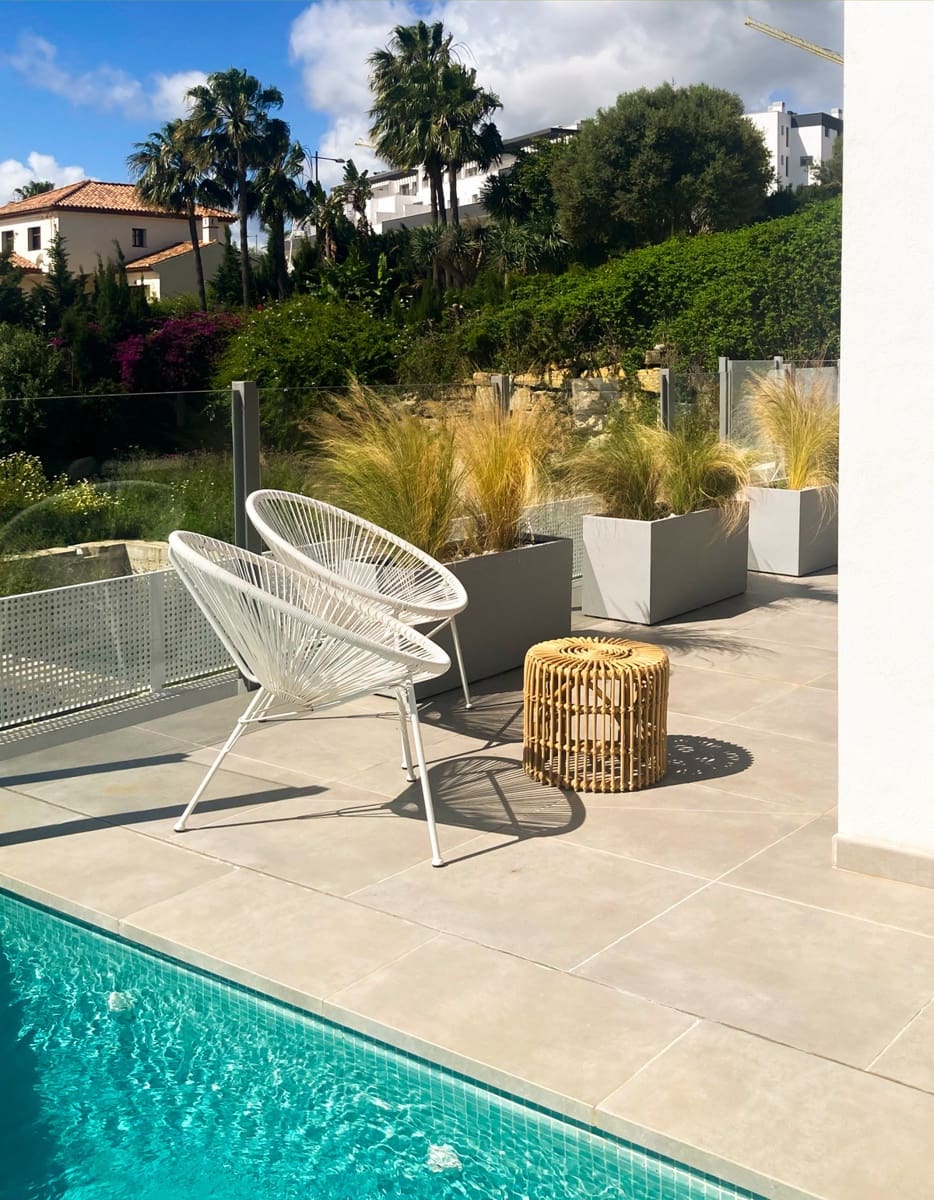 3 sypialnia Willa na sprzedaż w Estepona z basenem garażem - 995 000 € (Ref: 9453491)