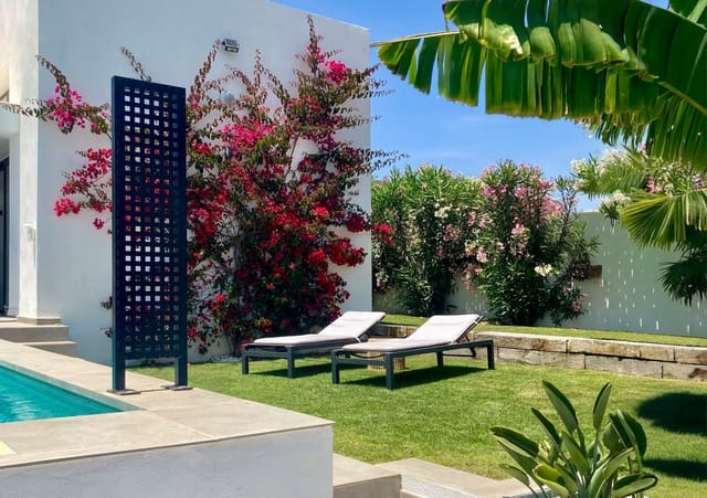 3 bedroom Villa for sale in Valle Romano Golf, Estepona with pool garage - € 995,000 (Ref: 9453491)