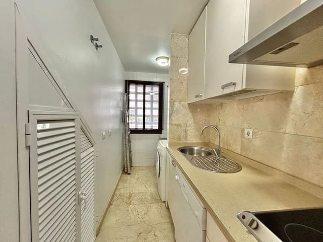 1 soverom Penthouse til salgs i Mijas Golf, Mijas med svømmebasseng garasje - € 240 000 (Ref: 9465734)