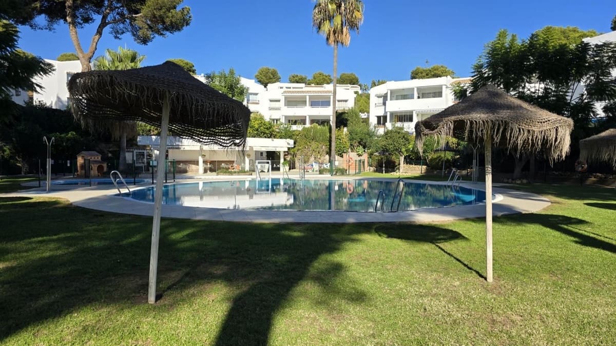 Apartamento para venda em Marbella com piscina garagem - 259 000 € (Ref: 9465736)