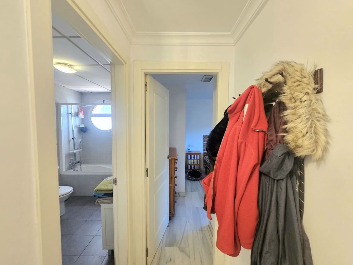 2 bedroom Apartment for sale in Mijas with pool garage - € 329,000 (Ref: 9465741)