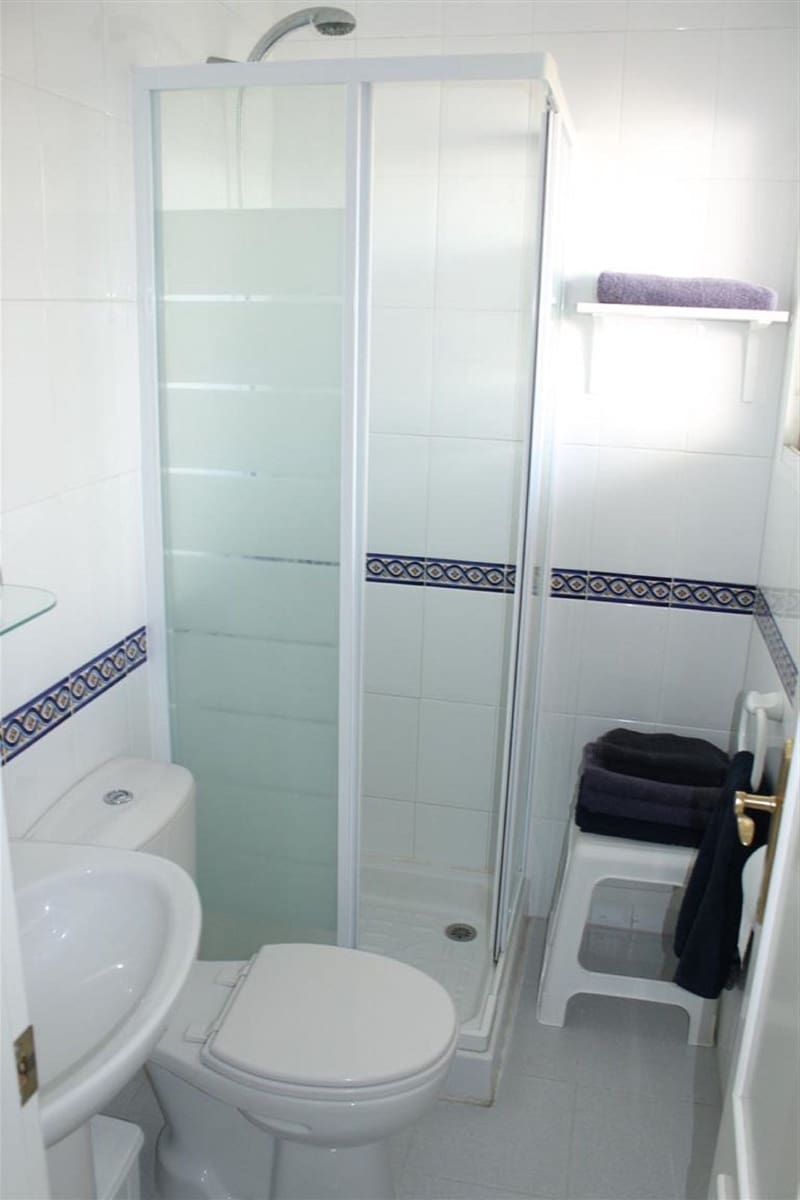 2 Zimmer Apartment zu verkaufen in Marbella mit Pool Garage - 249.000 € (Ref: 9466021)