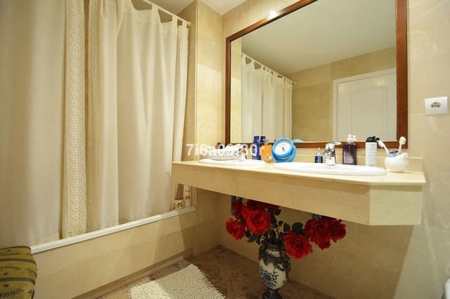 3 makuuhuone Huoneisto myytävänä paikassa San Pedro de Alcantara, Marbella mukana uima-altaan - 490 000 € (Ref: 9469816)