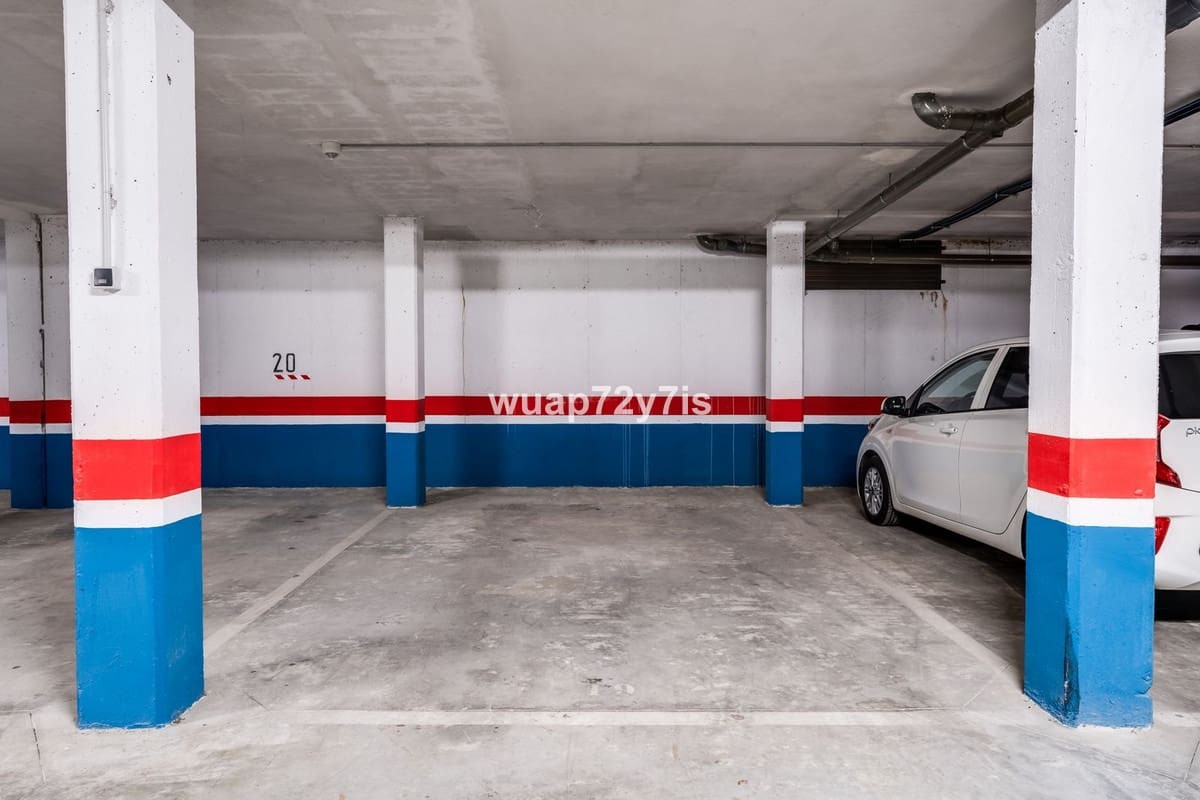 2 soverom Leilighet til salgs i New Golden Mile med svømmebasseng garasje - € 475 000 (Ref: 9469939)