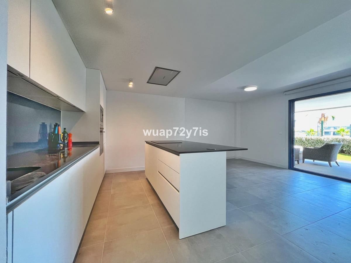 3 camera da letto Appartamento in vendita in New Golden Mile con piscina garage - 535.000 € (Rif: 9469964)