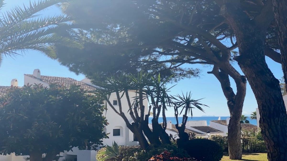 Studio te koop in Calahonda met zwembad - € 229.000 (Ref: 9473279)