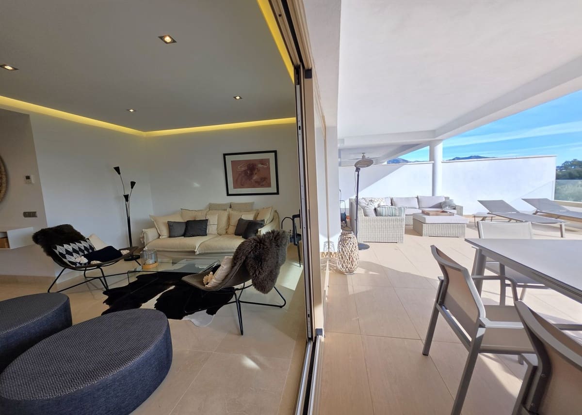 2 soverom Leilighet til salgs i Mijas med svømmebasseng garasje - € 485 000 (Ref: 9473371)