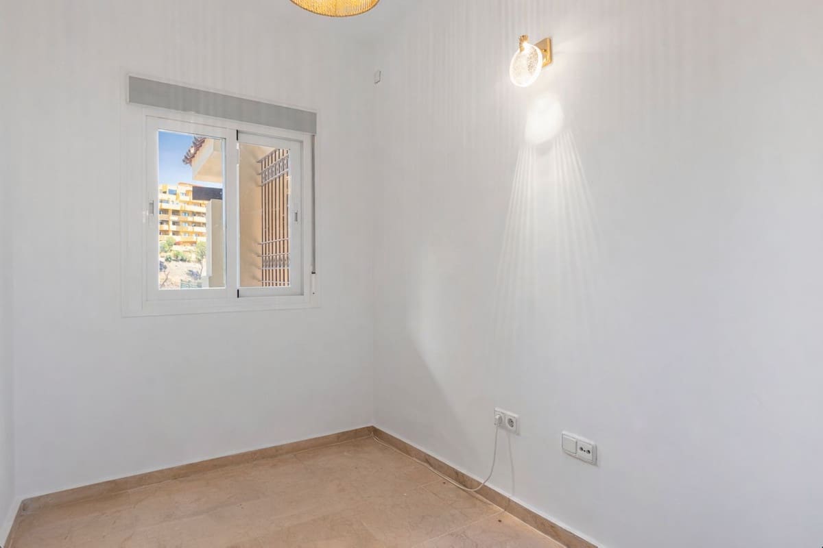 3 bedroom Apartment for sale in New Golden Mile with pool garage - € 390,000 (Ref: 9473435)