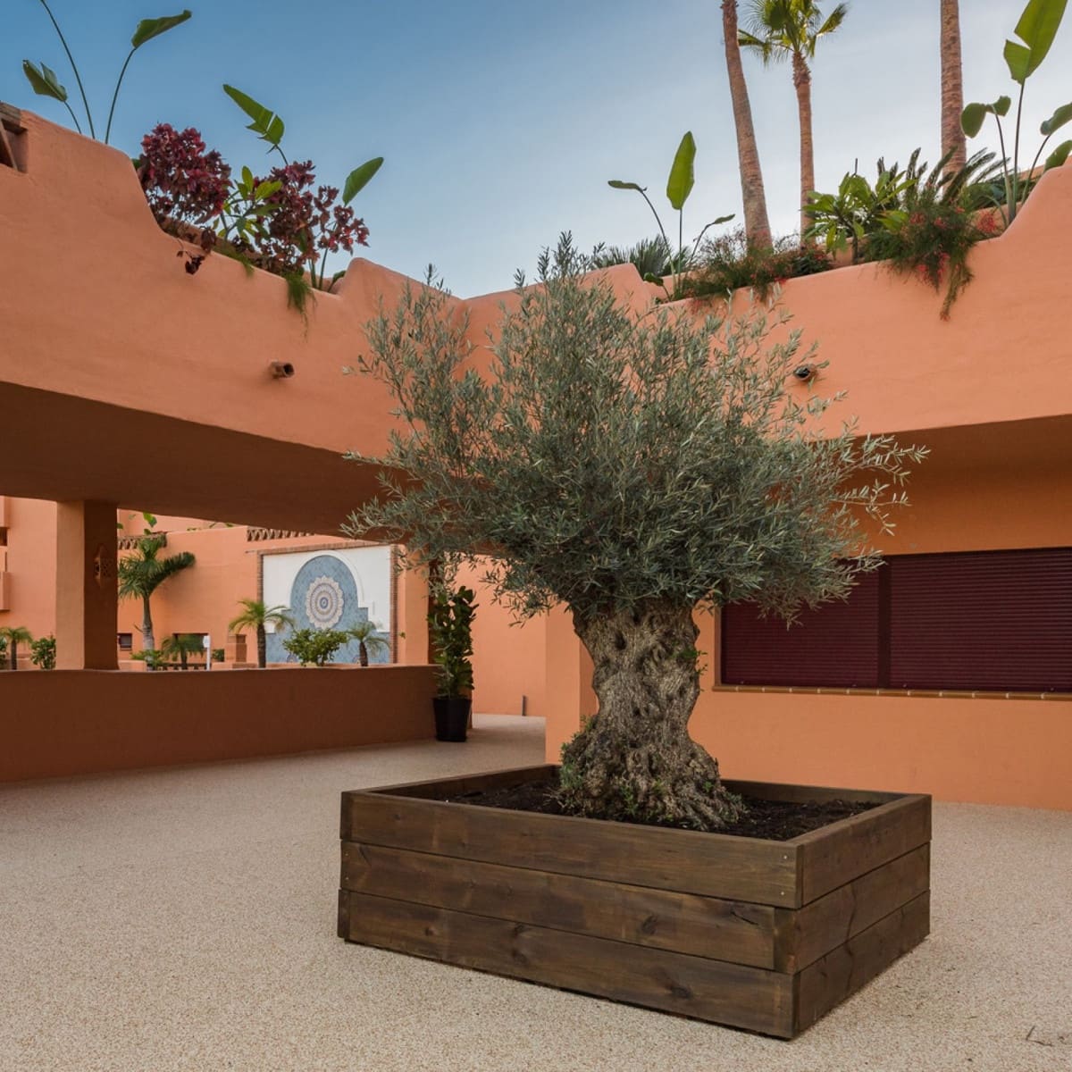 2 bedroom Apartment for sale in Benahavis with pool garage - € 360,000 (Ref: 9478872)