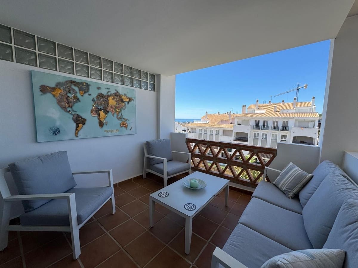 3 bedroom Apartment for sale in Manilva with pool garage - € 365,000 (Ref: 9478875)