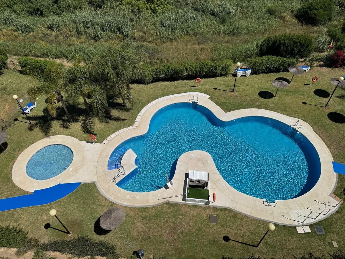 3 bedroom Apartment for sale in Manilva with pool garage - € 365,000 (Ref: 9478875)