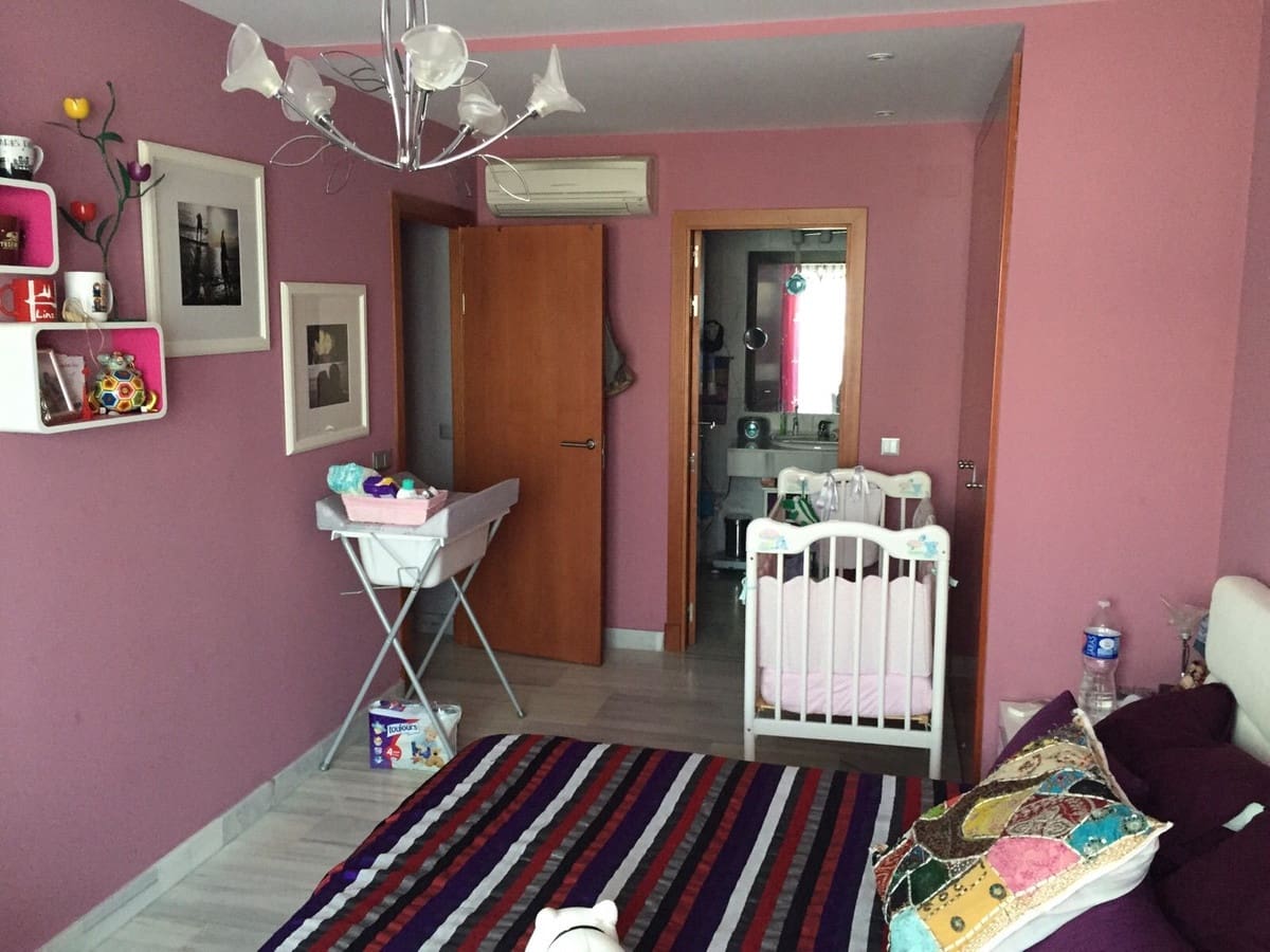 2 bedroom Apartment for sale in Benahavis with pool garage - € 370,000 (Ref: 9478880)