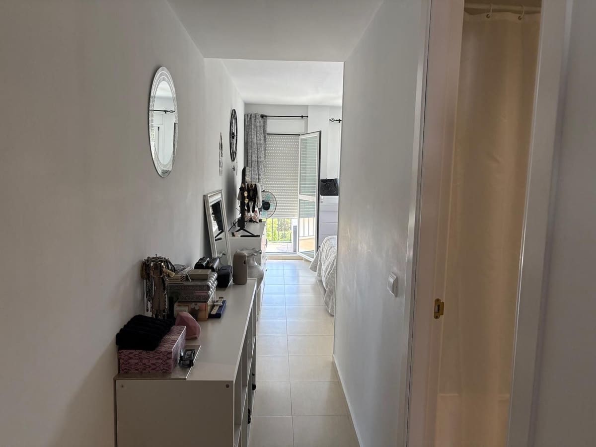 3 bedroom Apartment for sale in Marbella with pool garage - € 375,000 (Ref: 9478884)