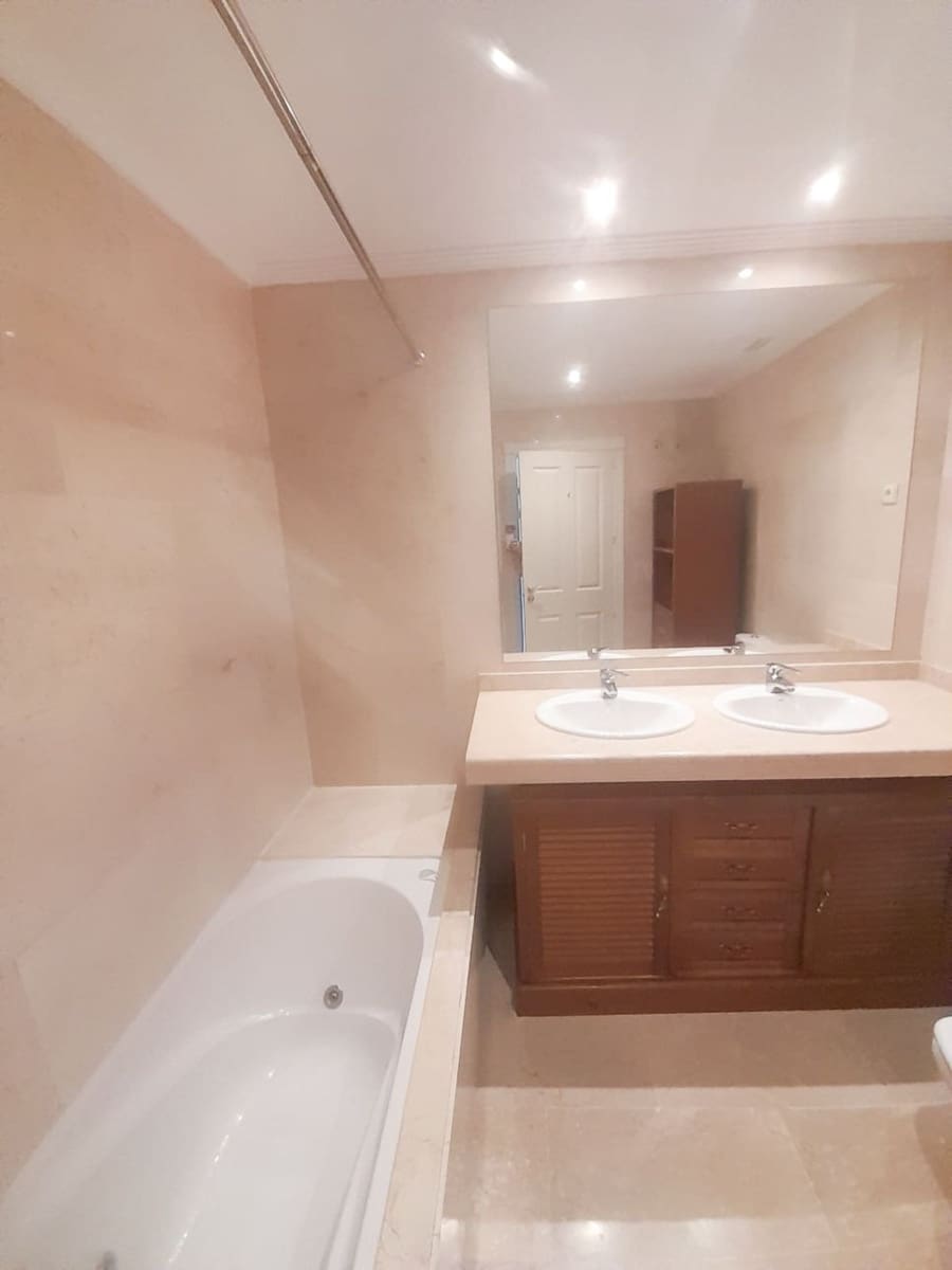 2 sovrum Lägenhet till salu i Casares med pool garage - 375 000 € (Ref: 9478885)