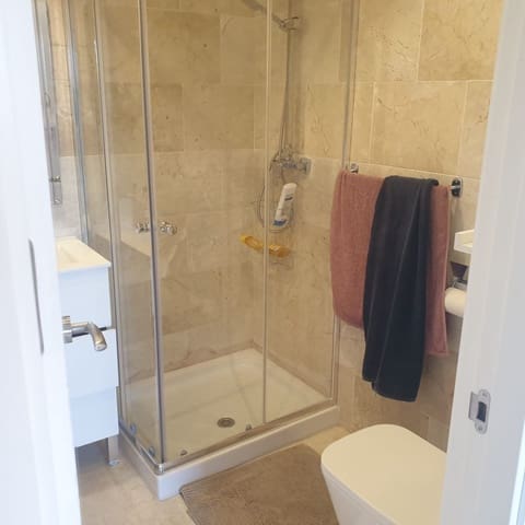 3 quarto Penthouse para venda em El Faro de Calaburra - Chaparral, Mijas com piscina garagem - 385 000 € (Ref: 9478889)