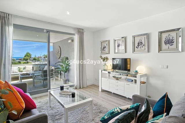 2 bedroom Apartment for sale in Estepona with pool garage - € 385,000 (Ref: 9478891)