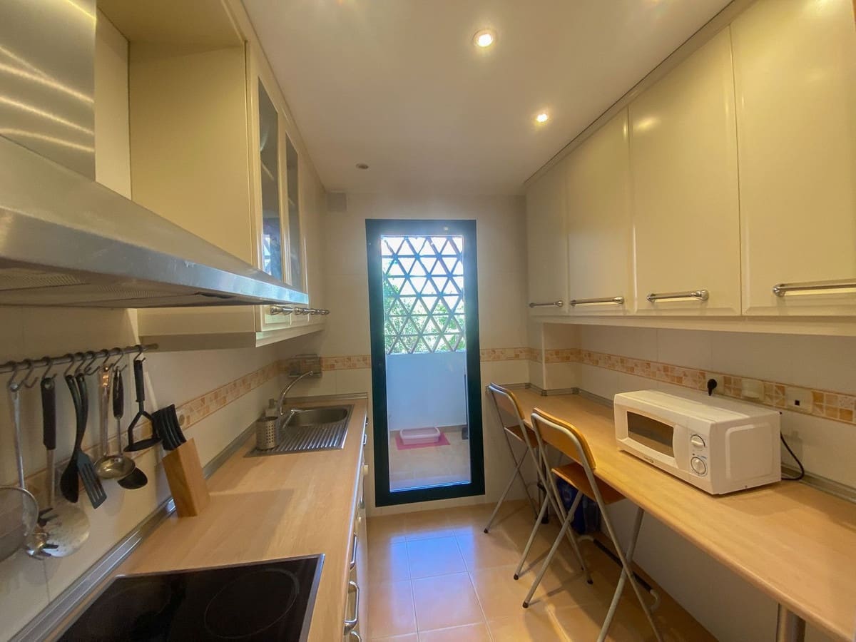 2 bedroom Apartment for sale in Marbesa with pool garage - € 389,000 (Ref: 9478892)