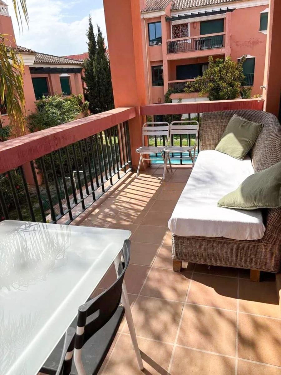 2 bedroom Apartment for sale in Marbesa with pool garage - € 389,000 (Ref: 9478892)
