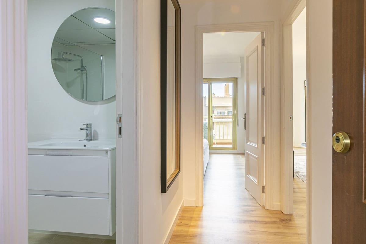 1 bedroom Apartment for sale in Fuengirola with garage - € 390,000 (Ref: 9478893)