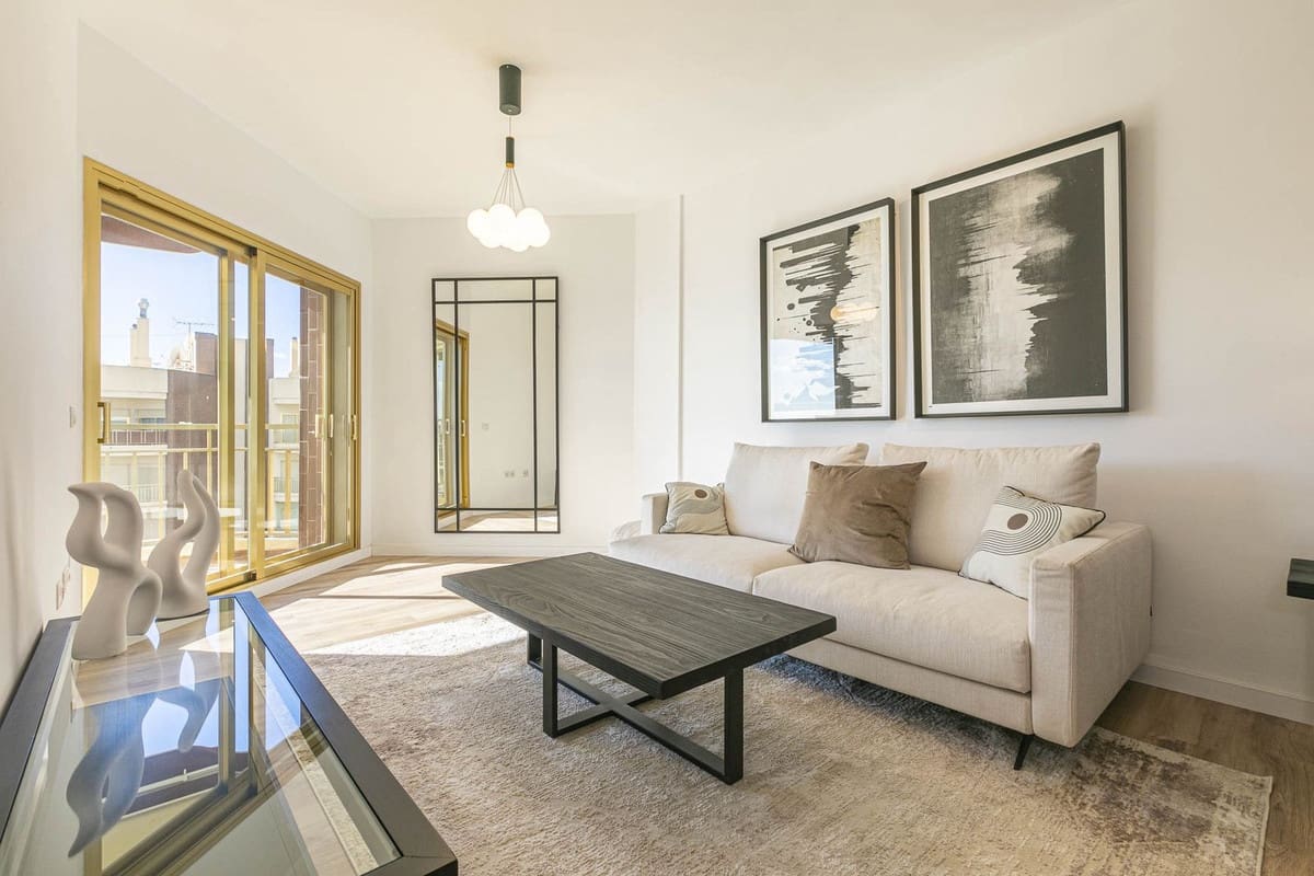 1 bedroom Apartment for sale in Fuengirola with garage - € 390,000 (Ref: 9478893)