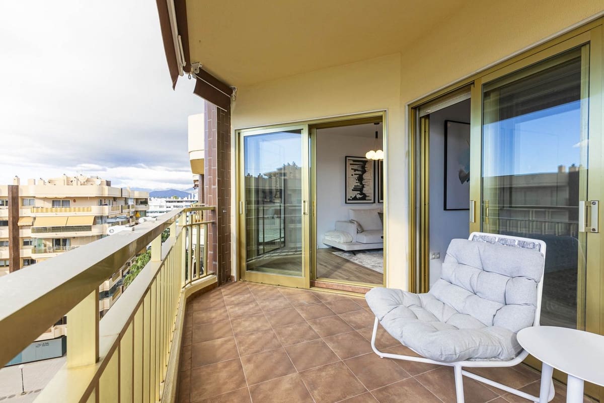 1 bedroom Apartment for sale in Fuengirola with garage - € 390,000 (Ref: 9478893)
