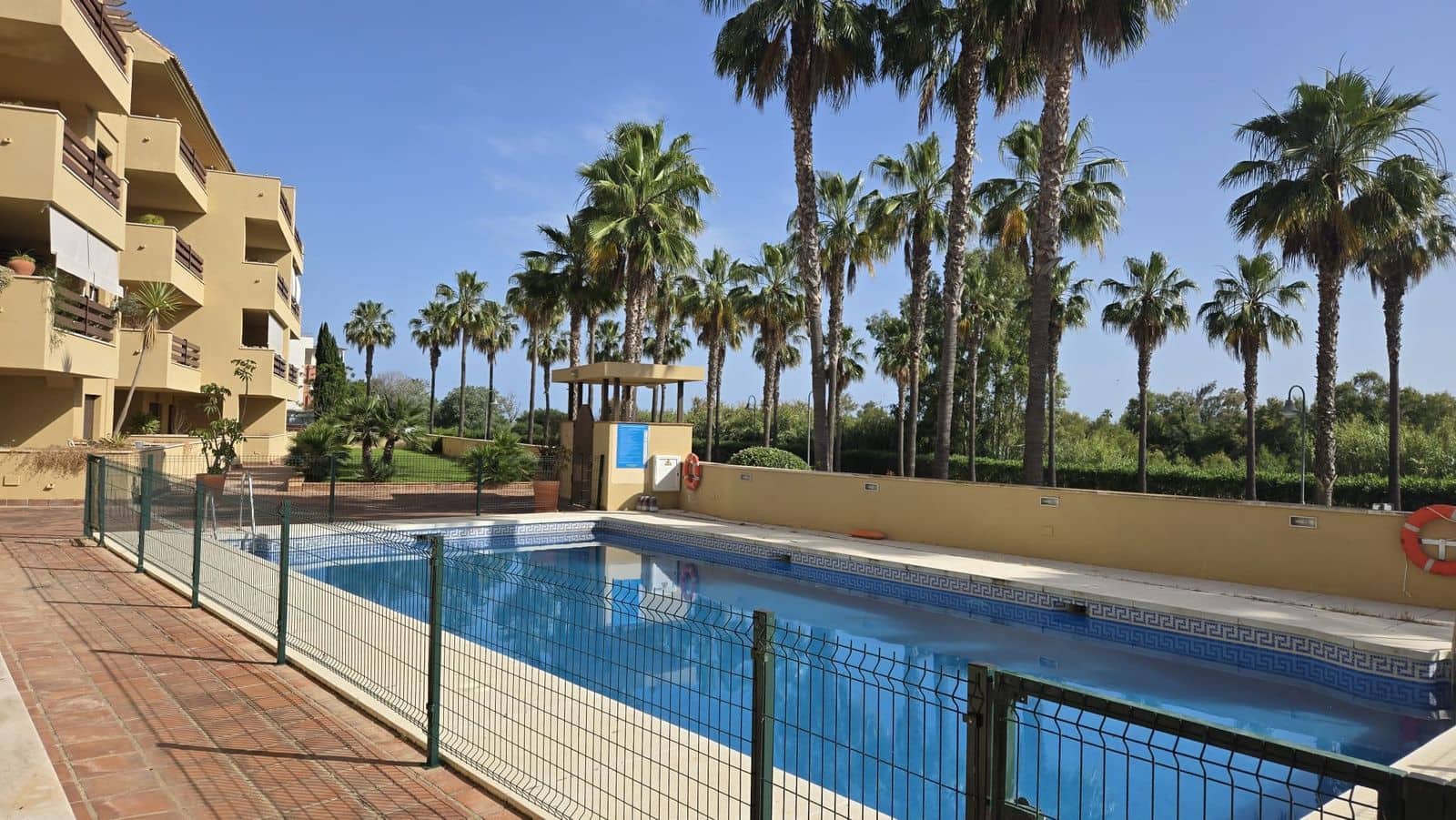 2 chambre Appartement à vendre à Sotogrande avec piscine garage - 390 000 € (Ref: 9478894)