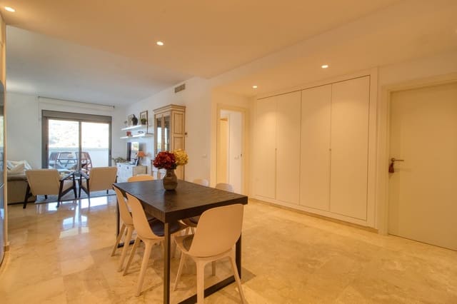 2 slaapkamer Appartement te koop in Manilva met zwembad garage - € 390.000 (Ref: 9478895)