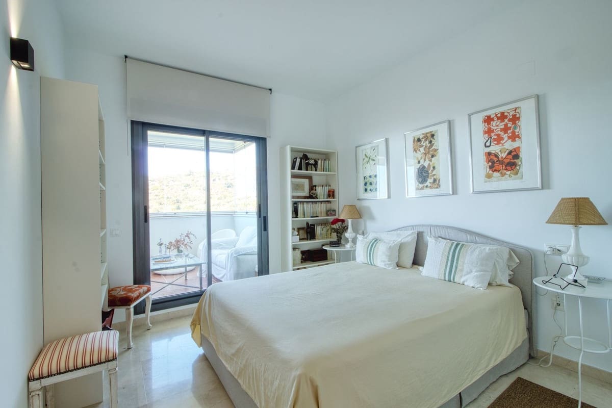 2 bedroom Apartment for sale in Manilva with pool garage - € 390,000 (Ref: 9478895)