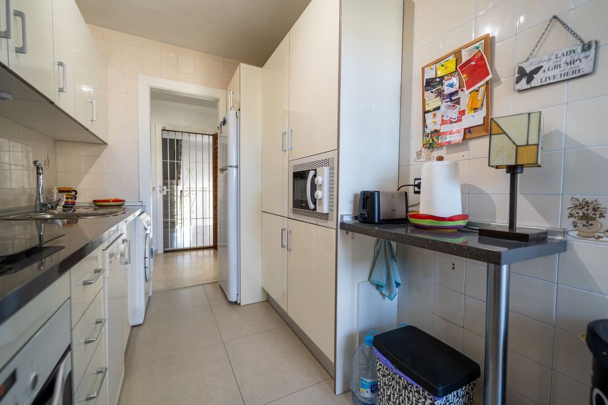 3 sovrum Lägenhet till salu i Fuengirola med garage - 390 000 € (Ref: 9478896)