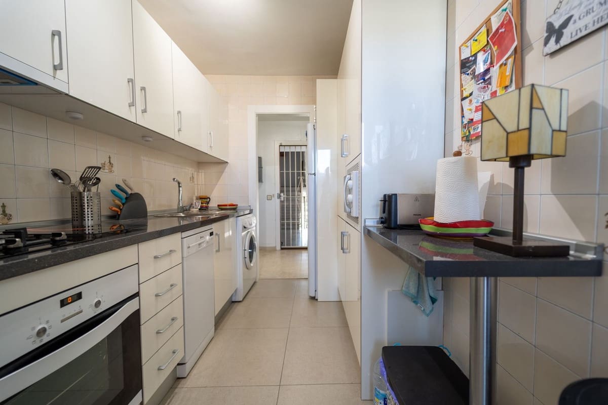 3 sovrum Lägenhet till salu i Fuengirola med garage - 390 000 € (Ref: 9478896)