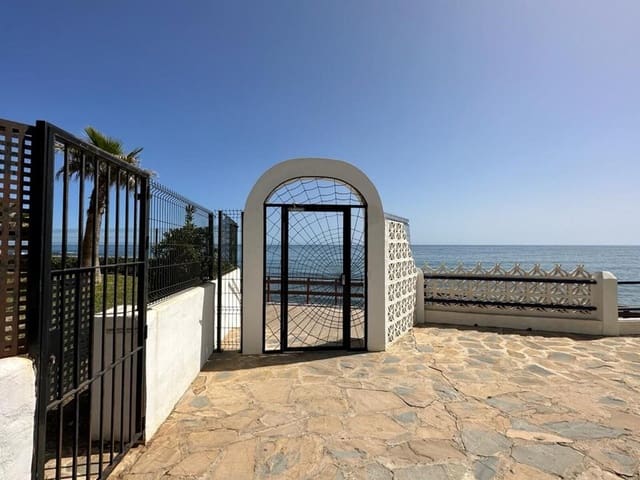 4 soverom Leilighet til salgs i Calahonda, Mijas med svømmebasseng garasje - € 390 000 (Ref: 9478897)