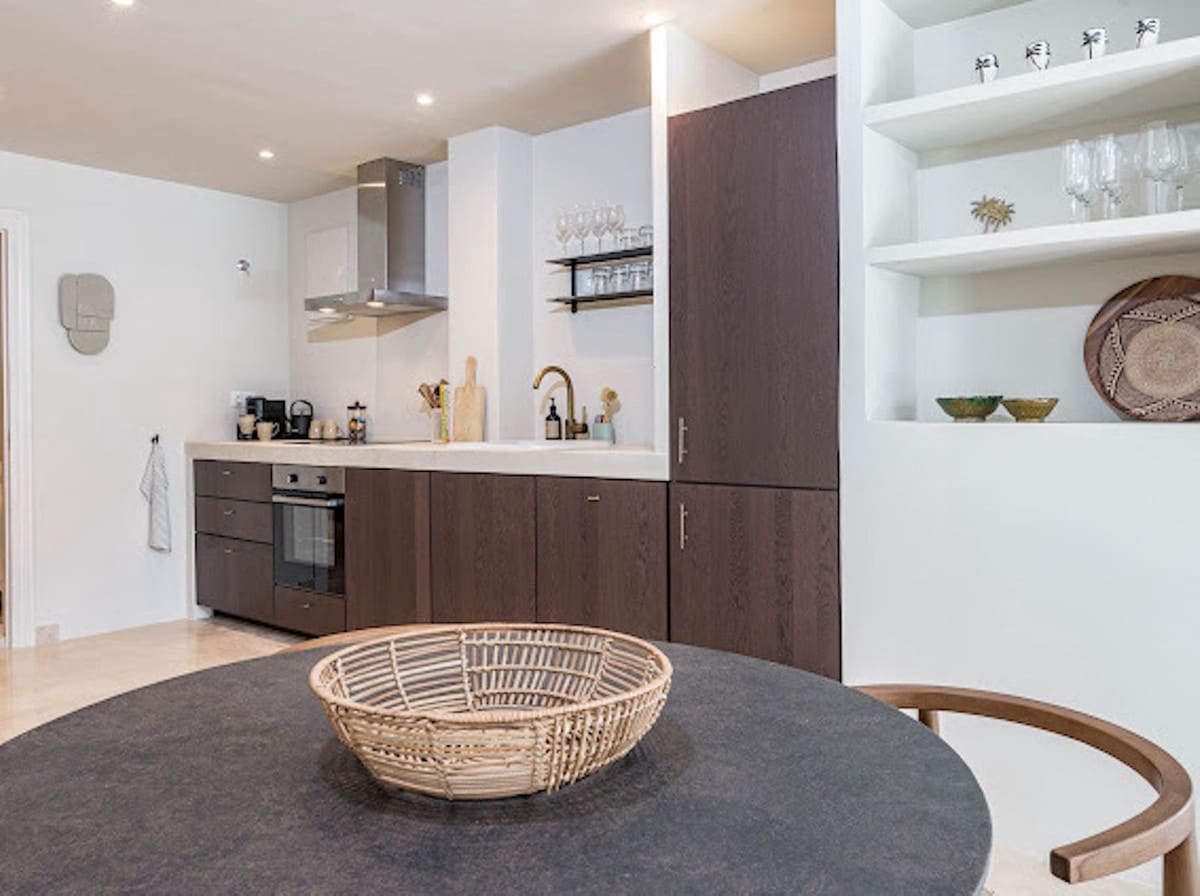 2 sypialnia Apartament na sprzedaż w Nueva Andalucia z basenem garażem - 394 500 € (Ref: 9478898)