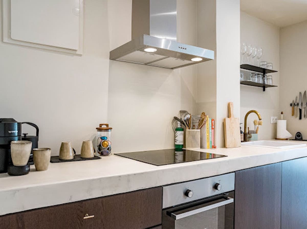 2 sypialnia Apartament na sprzedaż w Nueva Andalucia z basenem garażem - 394 500 € (Ref: 9478898)