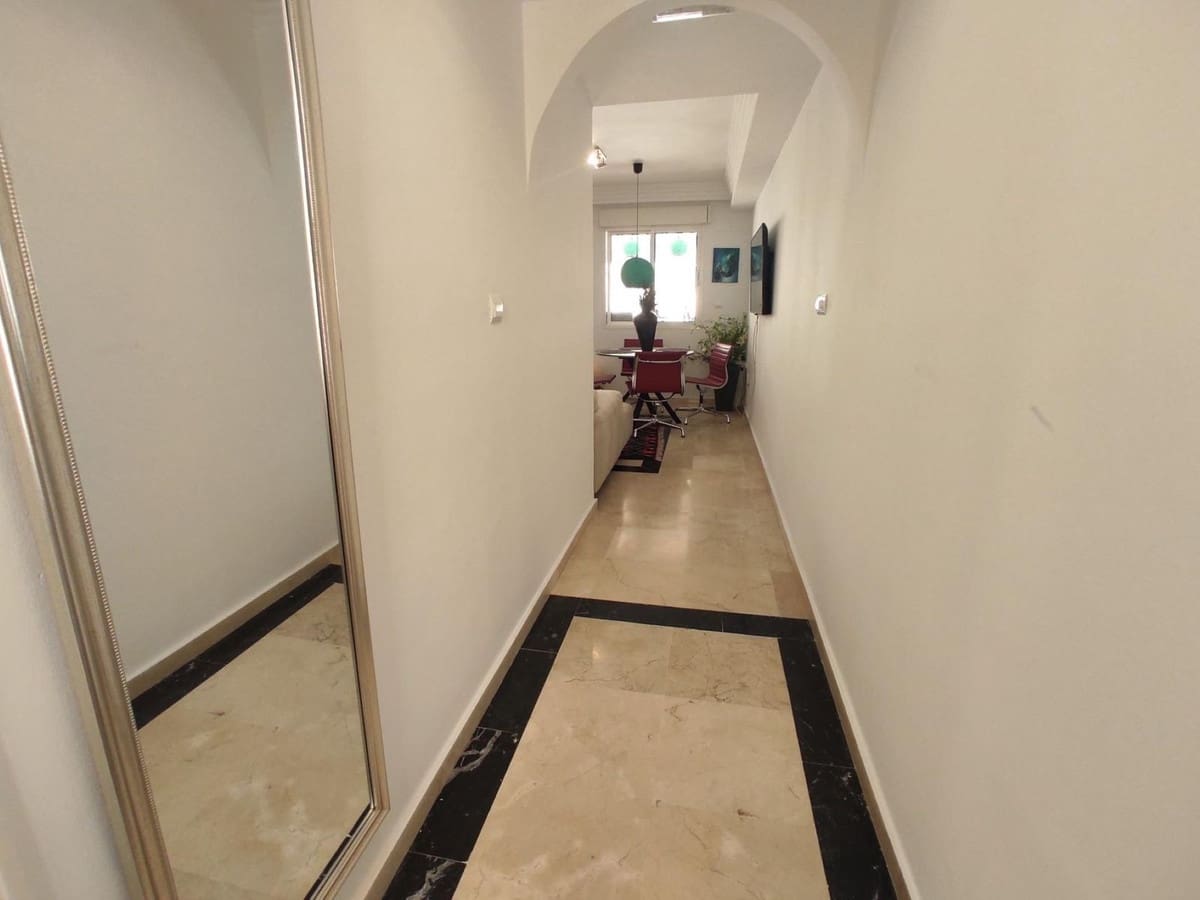 1 sypialnia Apartament na sprzedaż w Marbella z basenem garażem - 395 000 € (Ref: 9478926)