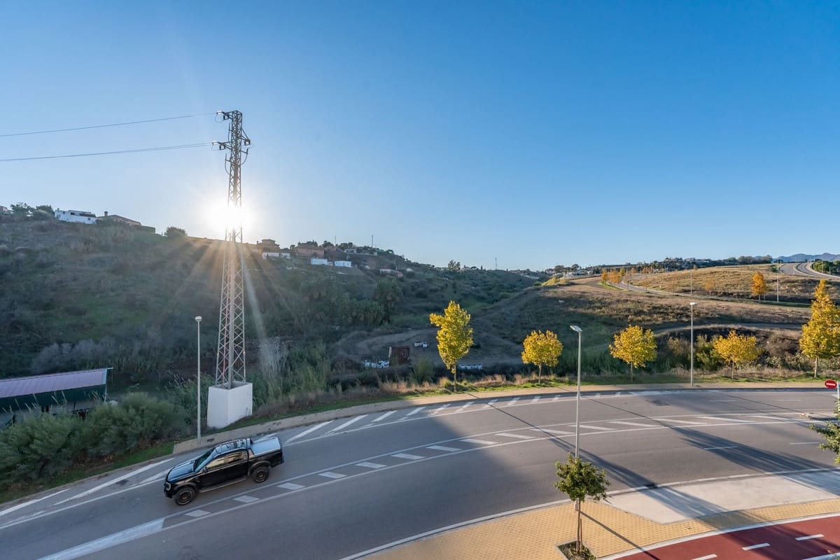 3 bedroom Apartment for sale in Mijas Golf with pool garage - € 395,000 (Ref: 9478932)