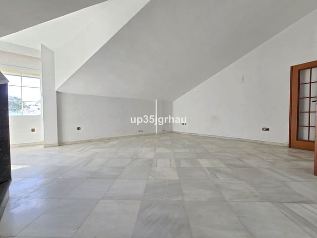 3 chambre Appartement à vendre à Estepona avec garage - 399 000 € (Ref: 9478933)