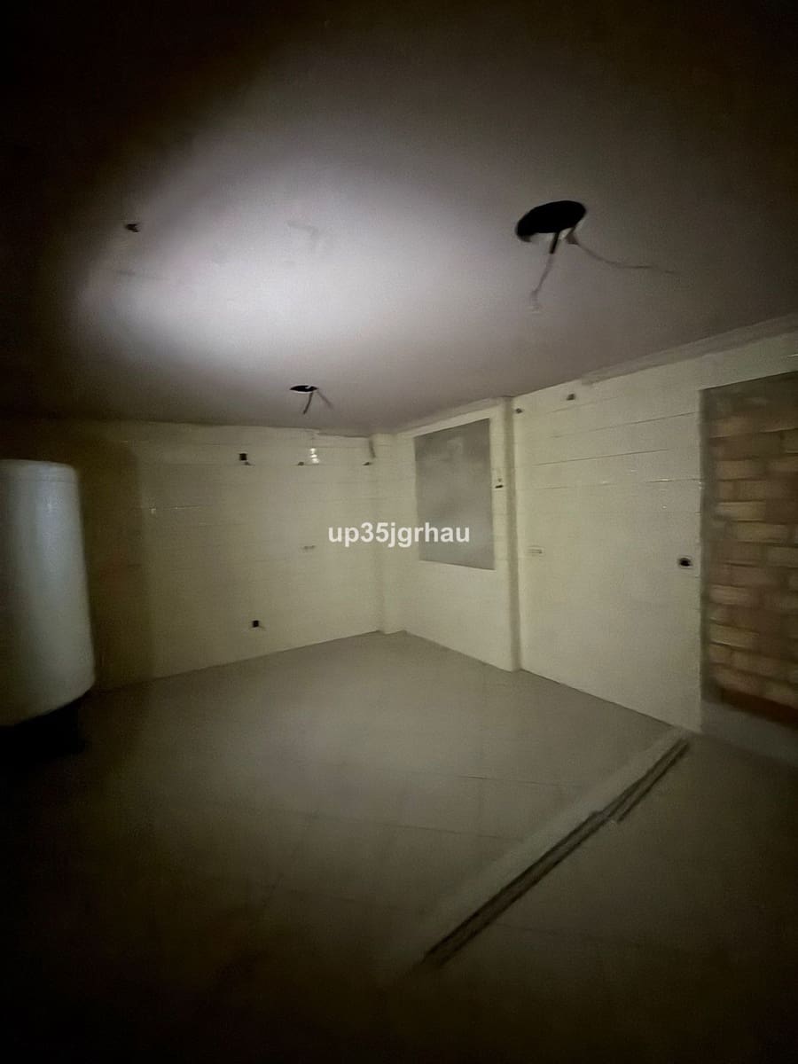 3 chambre Appartement à vendre à Estepona avec garage - 399 000 € (Ref: 9478933)