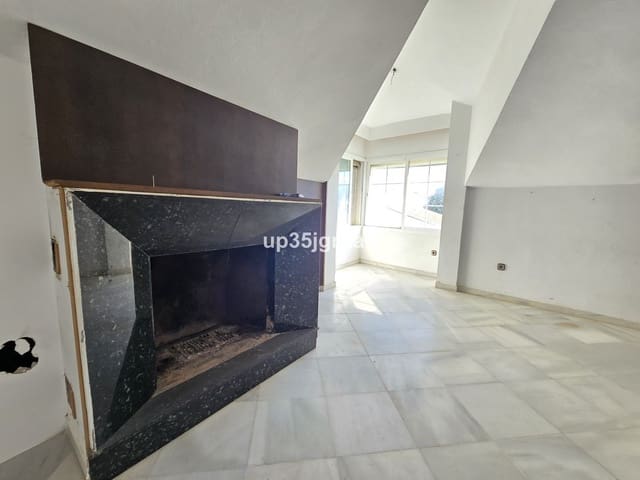 3 chambre Appartement à vendre à Estepona avec garage - 399 000 € (Ref: 9478933)