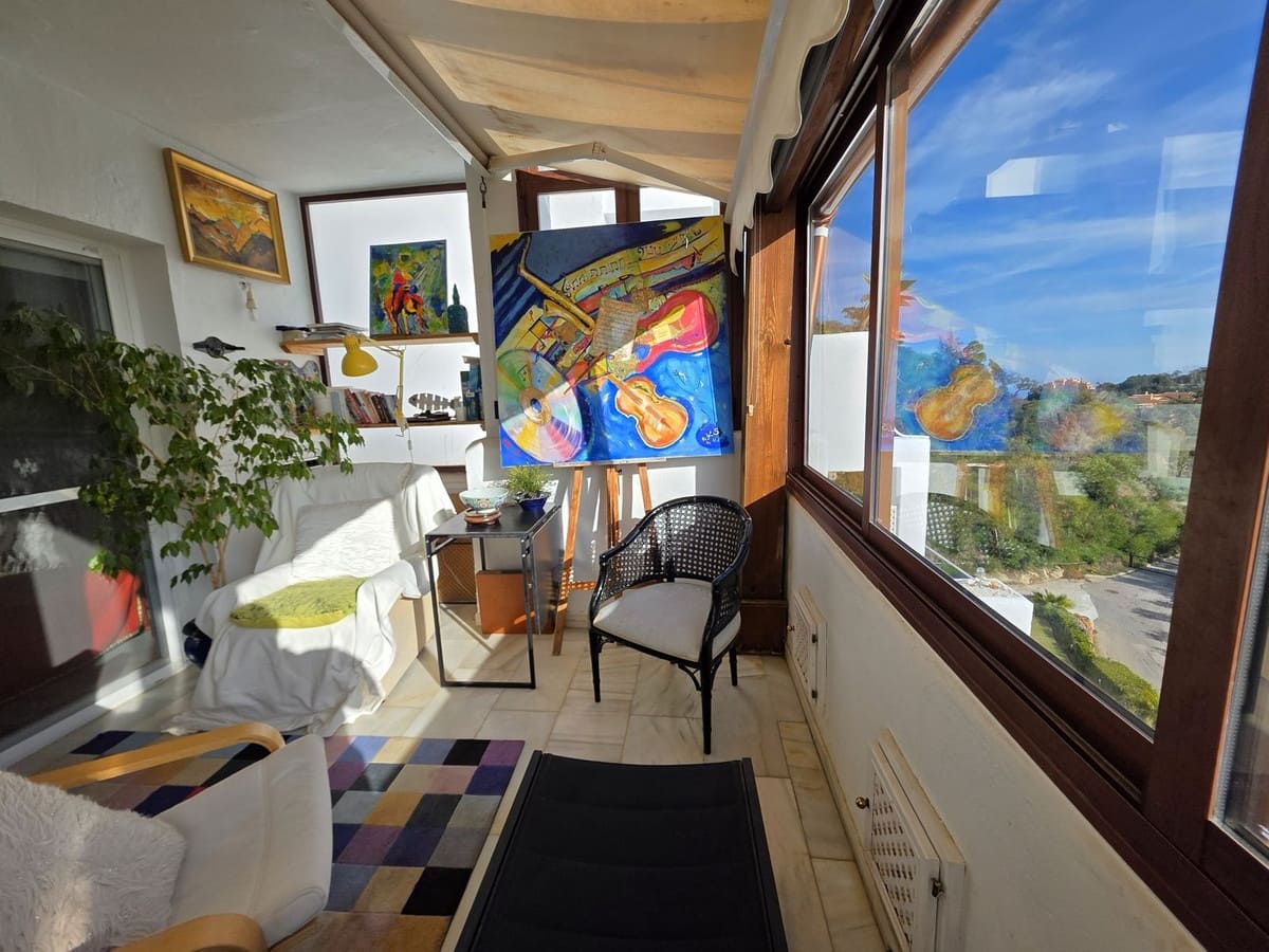 2 bedroom Apartment for sale in La Mairena with pool garage - € 399,000 (Ref: 9478935)