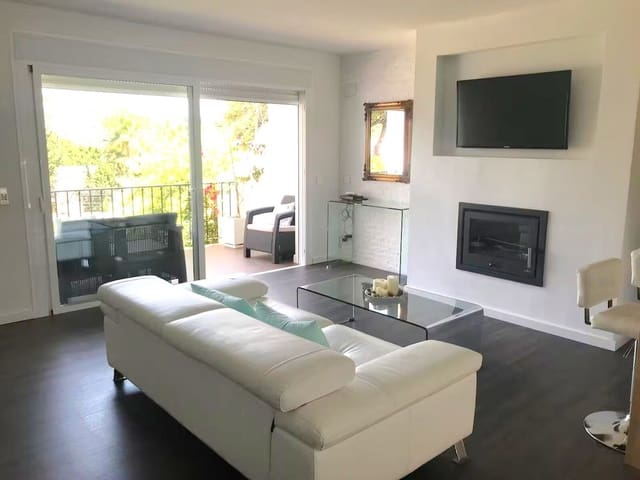 Apartamento de 3 habitaciones en Nueva Andalucia, Marbella en venta - 403.000 € (Ref: 9478938)