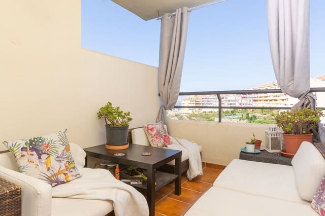 4 sypialnia Dom na sprzedaż w Torreblanca, Fuengirola z basenem garażem - 410 000 € (Ref: 9478941)